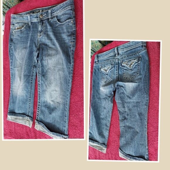 APT 9 Straight Leg   jean Capri P/6 Waist  15.5 In - Picture 3 of 5